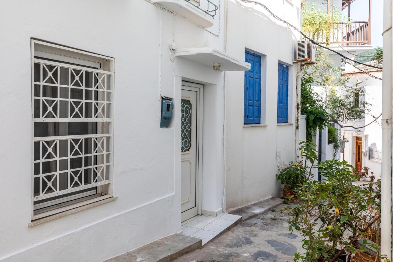 Yiayia'S Guesthouse Skopelos Town Exterior photo